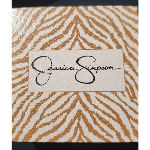 Jessica Simpson silver tone ring watch 22 mm - Picture 2 of 4